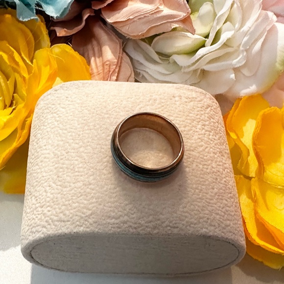 Blue Abalone Shell & Rose Gold Band Style Ring NEW! - Picture 5 of 6